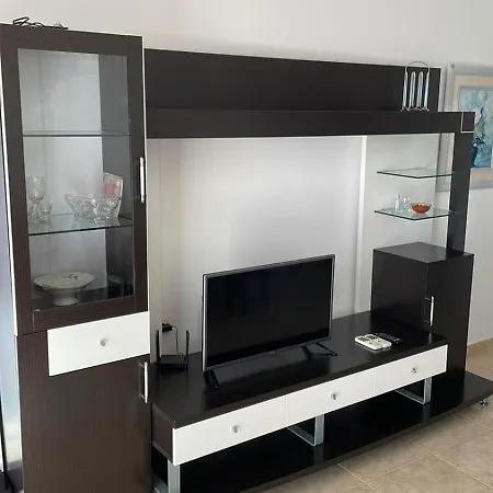 Lazur Sea View, סבטי ולאס