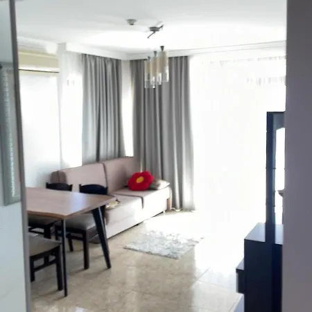 דירה Lazur Sea View, סבטי ולאס